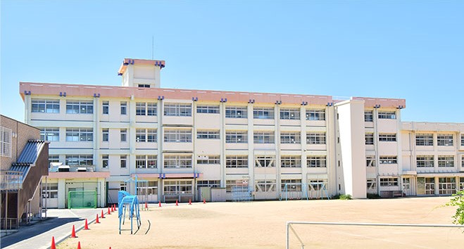 大久保小学校