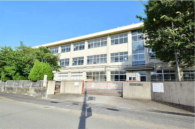市立鳩里小学校