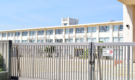町立播磨小学校