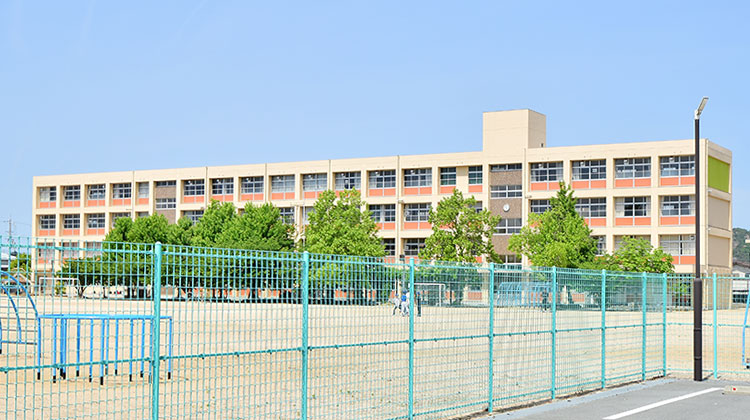 市立東神吉南小学校