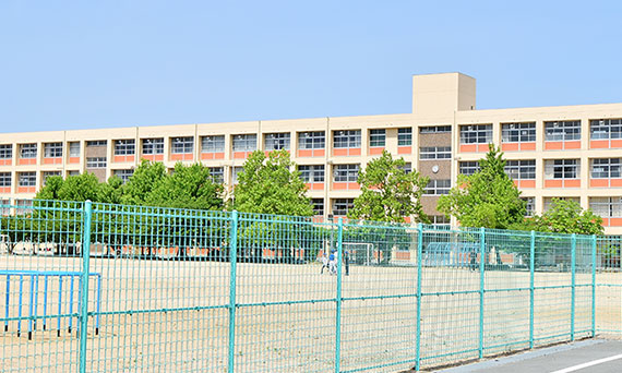 東神吉南小学校