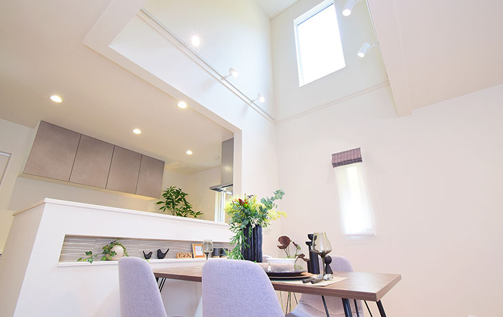 吹抜けダイニング