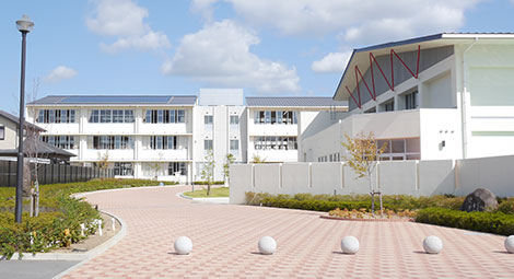 阿弥陀小学校