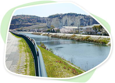 法華山谷川