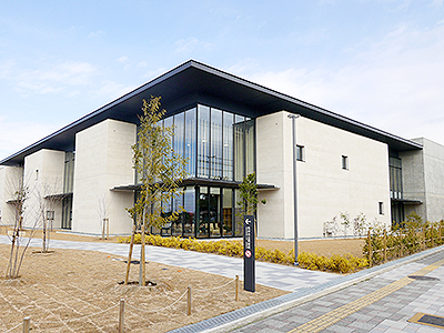 高砂市図書館